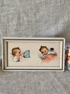 vintage 1950’s babies mini print nursery decor